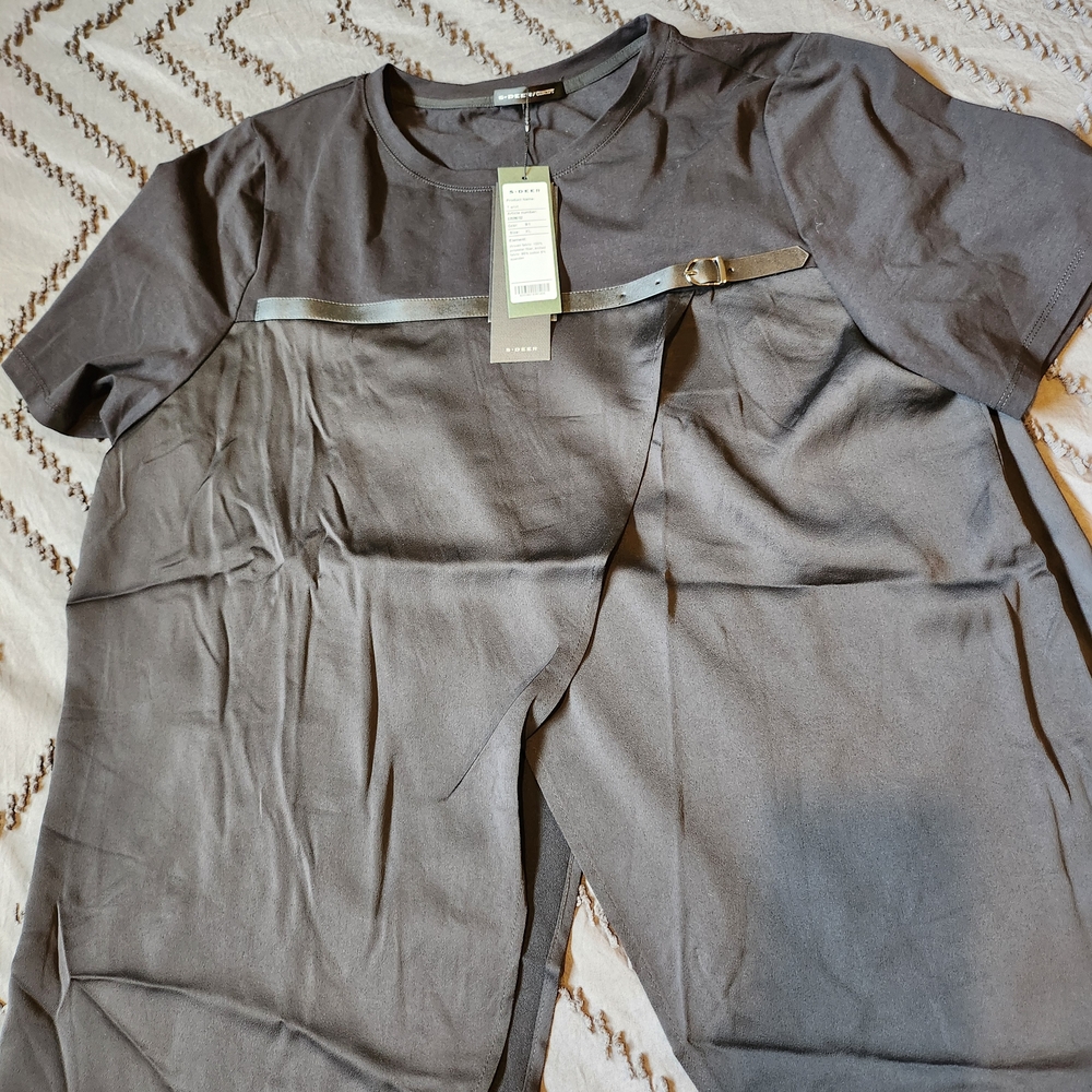 Nwt Black Top Blouse With Buckel Accent Asymetric Size Xl - Picture 3 of 8